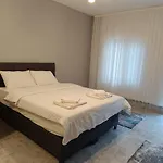 Alpesi faház Uzungoel Caykara