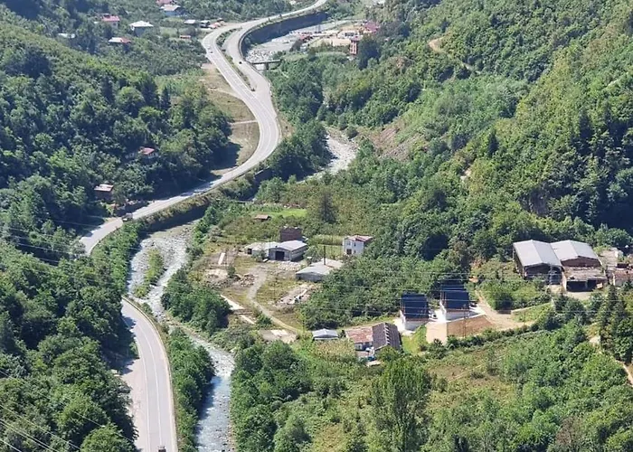 Uzungoel Caykara Alpehytte *